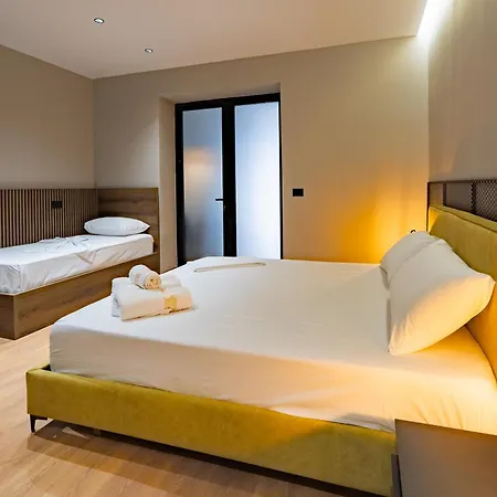 Noir Heaven - Sweet Escape Daire *