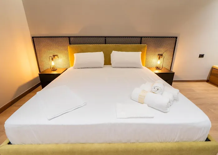 Appartement Noir Heaven - Sweet Escape Tirana