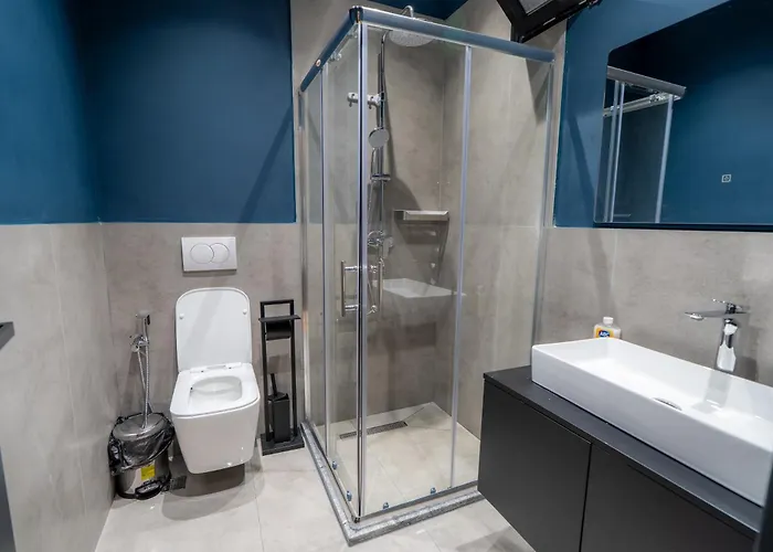 Noir Heaven - Sweet Escape Тирана