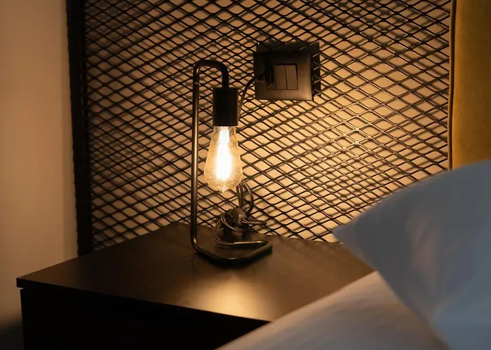 Noir Heaven - Sweet Escape *