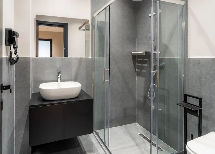 Noir Heaven - Sweet Escape * Тирана