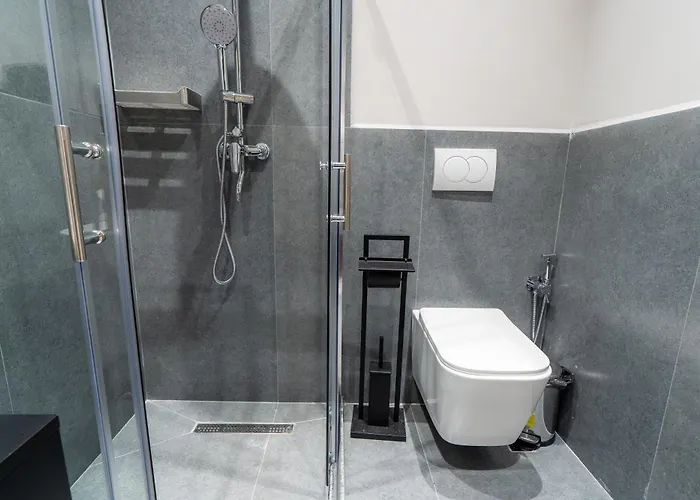 Noir Heaven - Sweet Escape Апартаменты Тирана